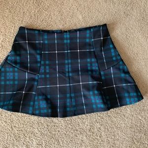 Green plaid mini skirt